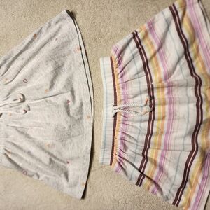OshKosh Bgosh Bundle Striped Multicolor Women's Skirts. 5T